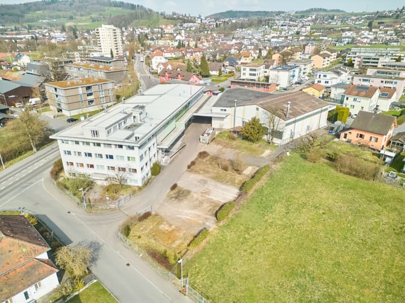 Gewerbe- und Lagergebäude GB1 (12)