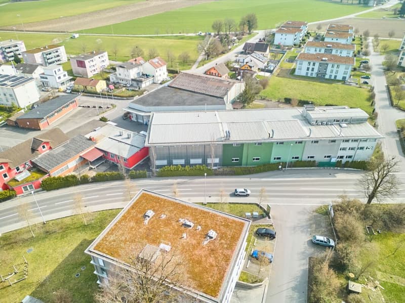 Gewerbe- und Lagergebäude GB1 (1)