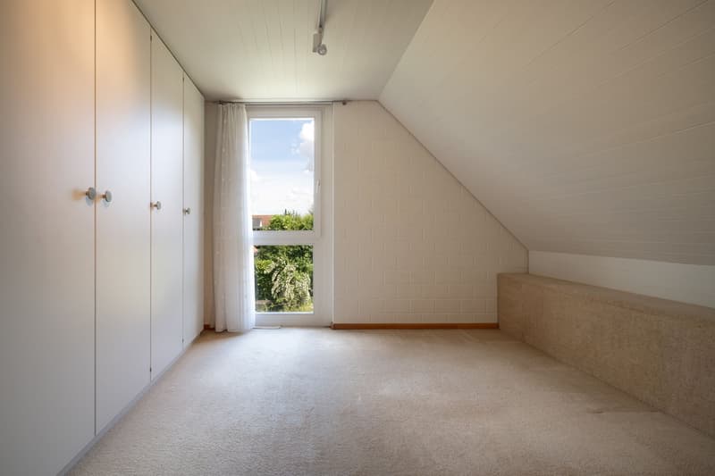 Einfamilienhaus mit Garten und Garagebox (10)