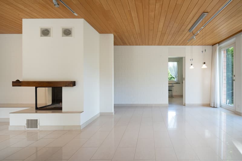 Einfamilienhaus mit Garten und Garagebox (6)