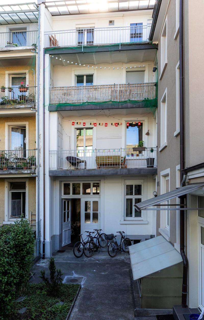 Charaktervolles Stadthaus mit drei Wohnungen und Gewerbeflächen (15)