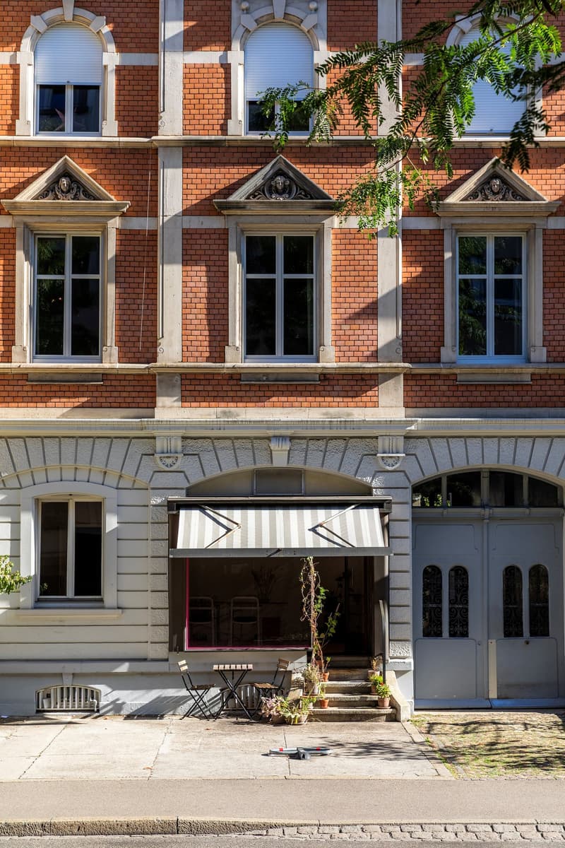 Charaktervolles Stadthaus mit drei Wohnungen und Gewerbeflächen (1)