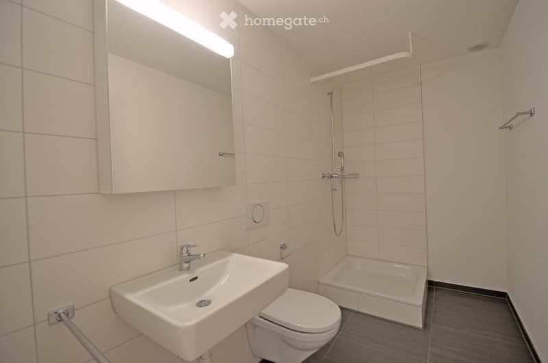 Badezimmer mit Dusche