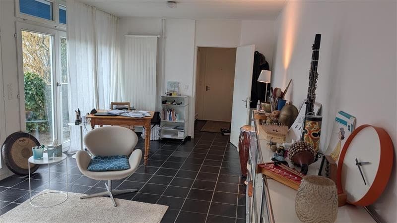 Atelier mit Aussicht auf den Zürichberg in Zürich ab 1. Juli 2026 zu vermieten (2)