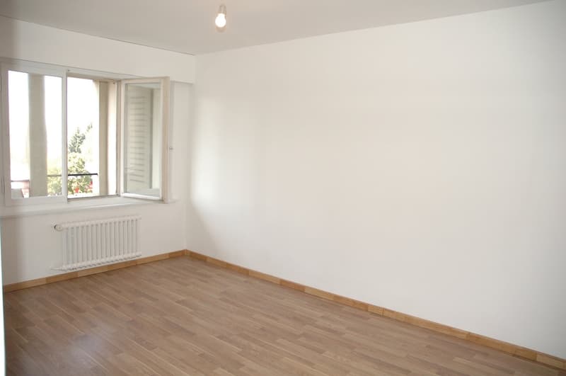 "moderne 2-Zimmerwohnung an zentraler Lage mit Balkon" (5)