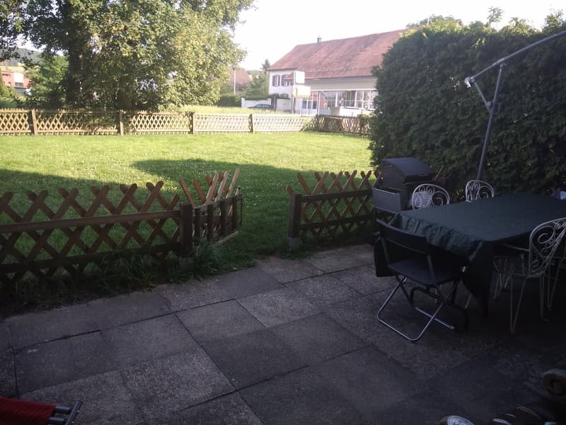 schöne 4-Zimmer-Wohnung mit Gartensitzplatz (8)