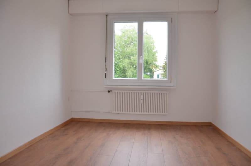 grosszügige moderne 3.5-Zimmer-Wohnung an ruhiger Lage (4)