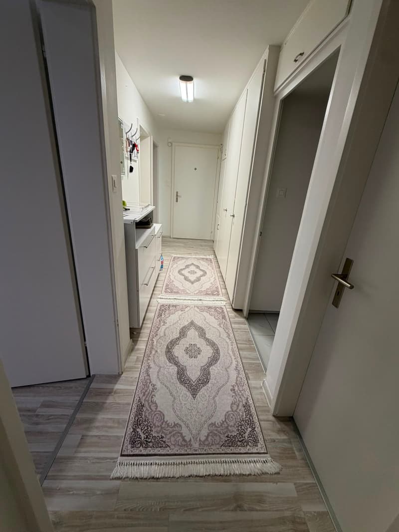 moderne 4-Zimmer-Wohnung mit zwei Balkonen (9)