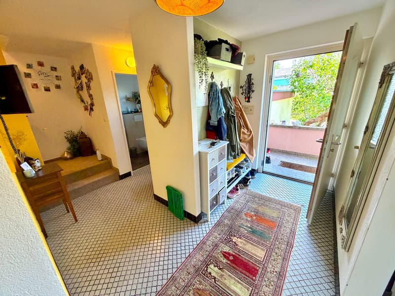 4.5 Zimmer-Eck-Einfamilienhaus an ruhiger Lage mit grossem Garten (8)