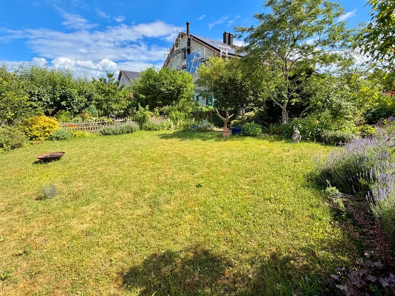4.5 Zimmer-Eck-Einfamilienhaus an ruhiger Lage mit grossem Garten (3)