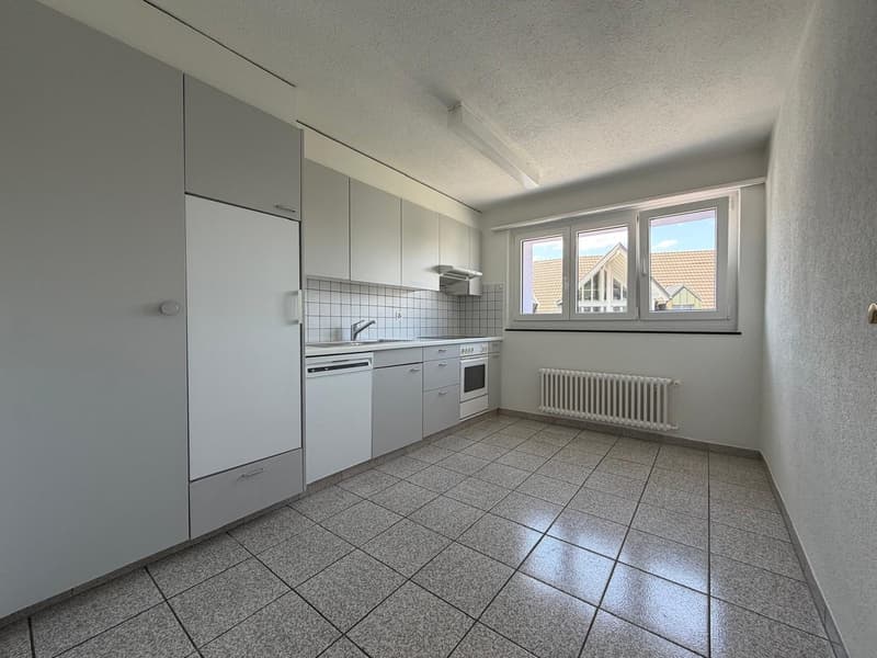 grosszügige 4.5-Zimmer-Wohnung in ruhigem Quartier (2)