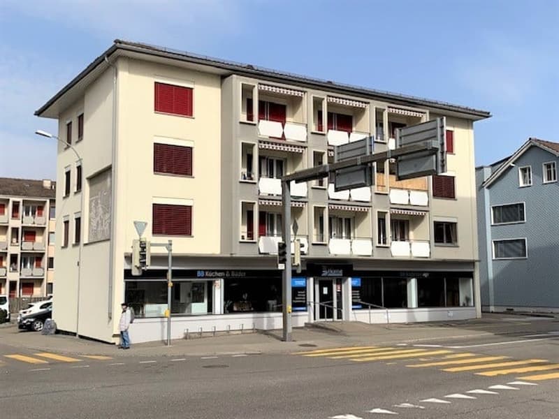 "moderne 2-Zimmerwohnung an zentraler Lage mit Balkon" (1)