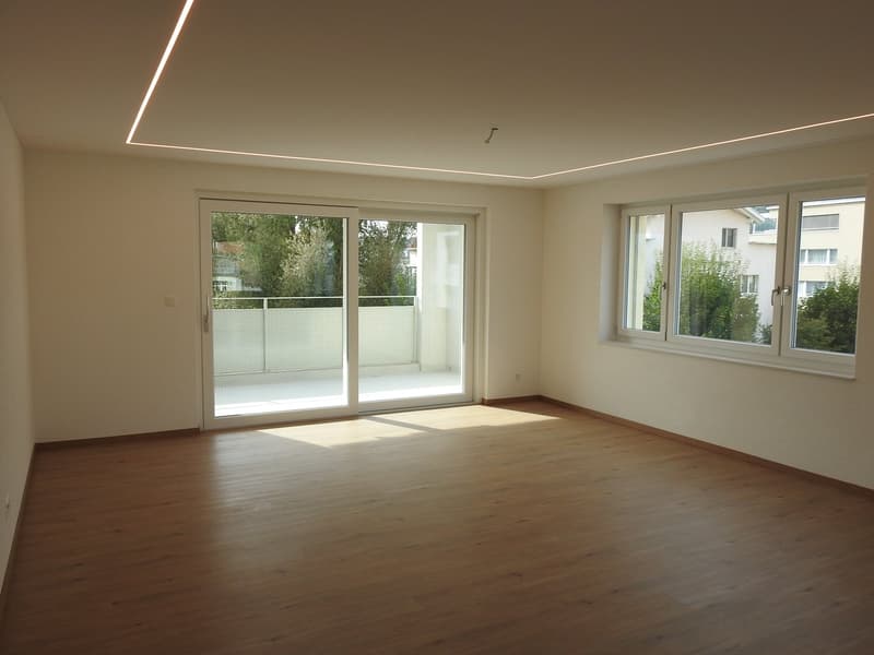 moderne 3.5-Zimmer-Wohnung mit sonnigem Balkon und Waschturm (6)