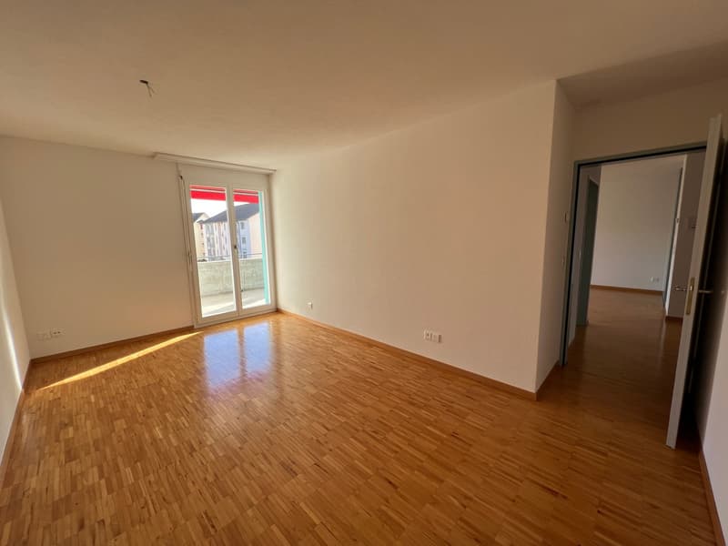 grosszügiges Zimmer (Musterbild)