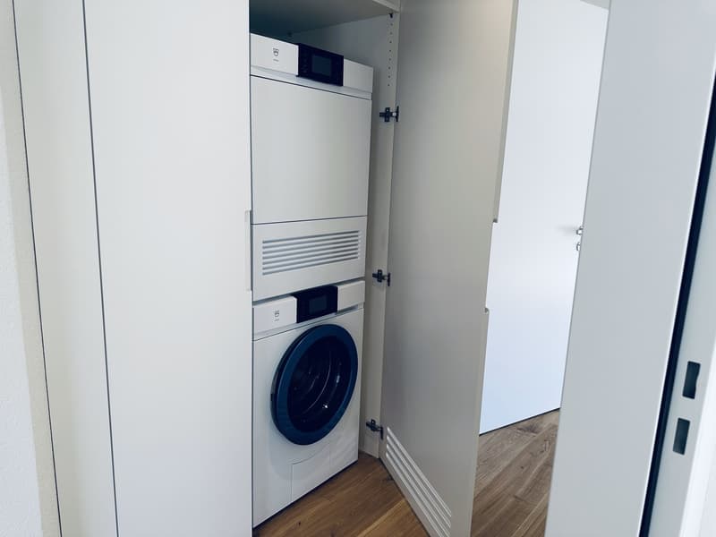 Moderne 4.5 Zi.-Wohnung im 1. OG (7)