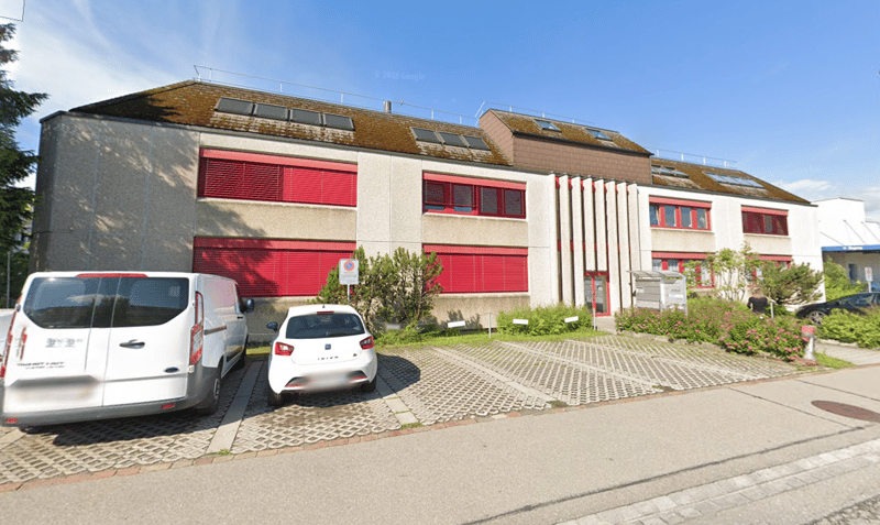 Bürofläche von 144 m2 im Dachgeschoss mit Lagermöglichkeit und Parkplätzen (1)