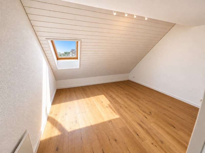 Maisonette-Wohnung im Herzen von Volketswil - Grosszügig. Charmant. Besonders. (6)
