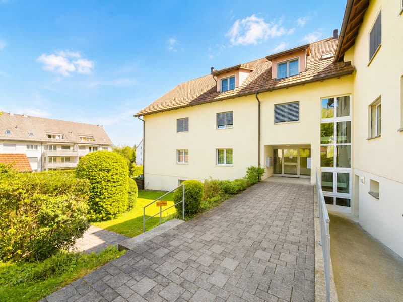 2.5-Zimmer-Wohnung an ruhiger Lage mit idyllischem Garten (7)