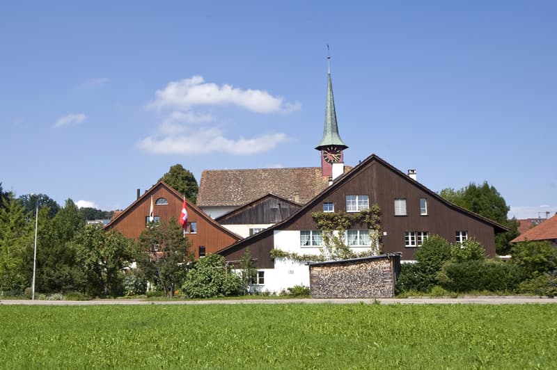 Familienfreundliches Eckeinfamilienhaus im Grünen (2)