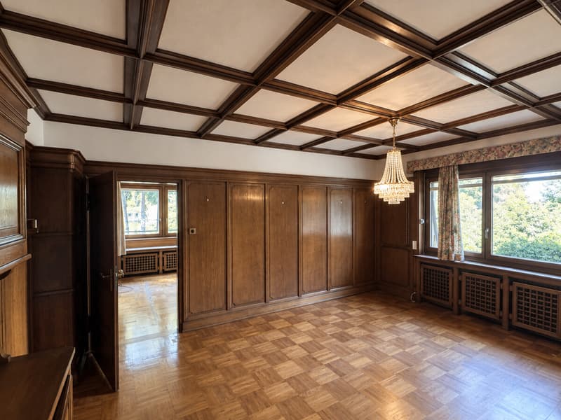 Nostalgische Villa mit einzigartigem Potenzial (2)