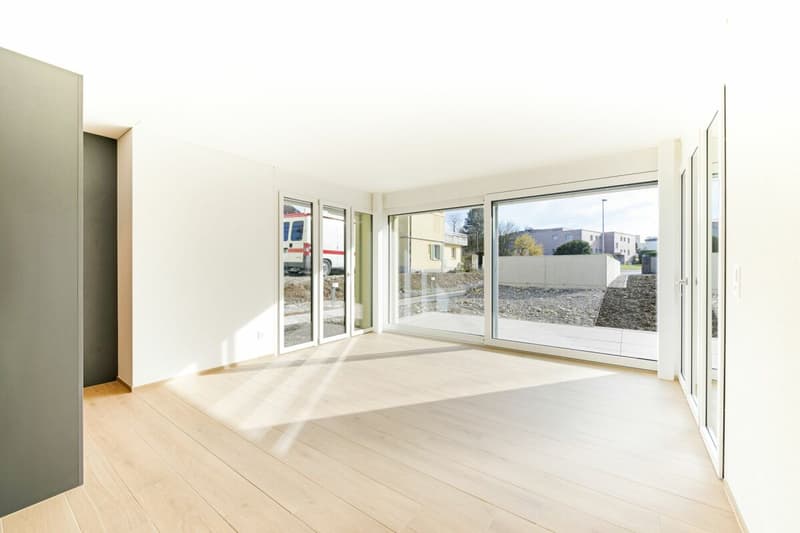 Moderne 3 ½ Zi-Erdgeschoss-Wohnung mit Gartenanteil in Illnau (5)