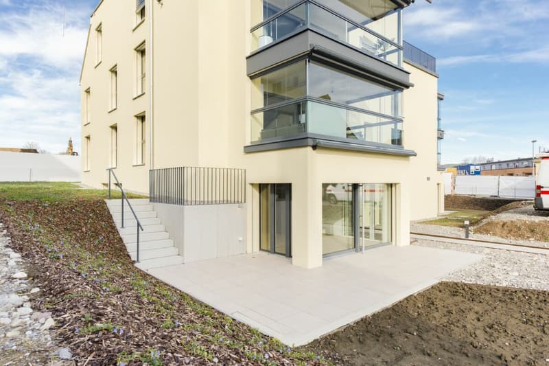 Moderne 3 ½ Zi-Erdgeschoss-Wohnung mit Gartenanteil in Illnau (2)