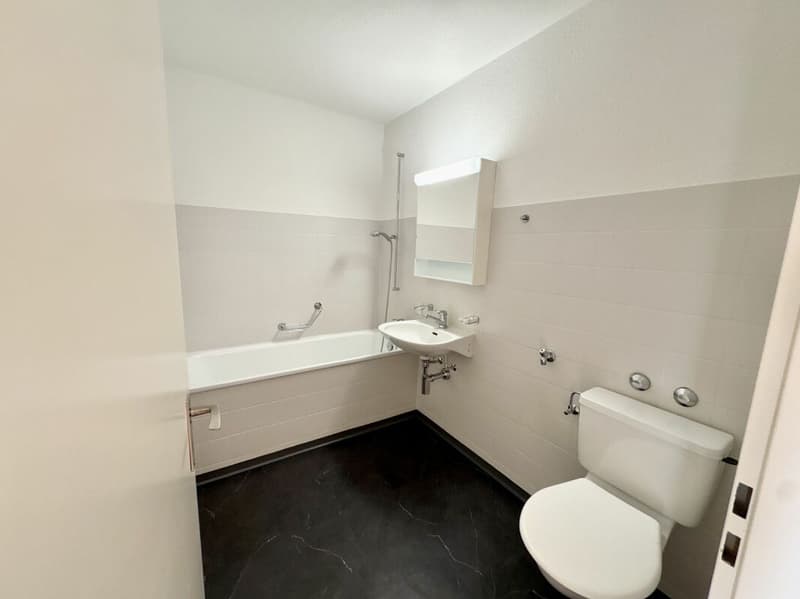 Schöne Maisonette-Wohnung mit Balkon an ruhiger Lage (3)