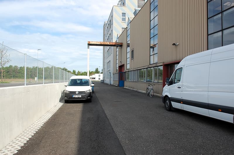 Gewerbehalle mit Laufkran (9)