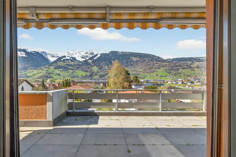 Grosses Potenzial, helle Räume und zwei Terrassen (7)