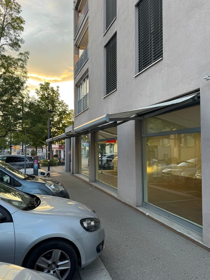 Boutique attrayante dans un emplacement idéal à Affoltern am Albis (1)