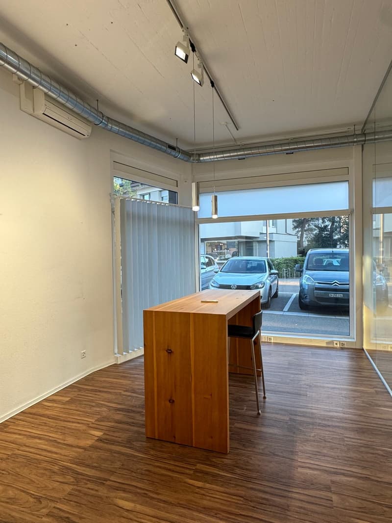 Boutique attrayante dans un emplacement idéal à Affoltern am Albis (3)