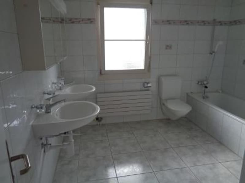 Zentral und ruhig gelegene 4.5-Zimmer-Wohnung in Baar-Inwil (4)