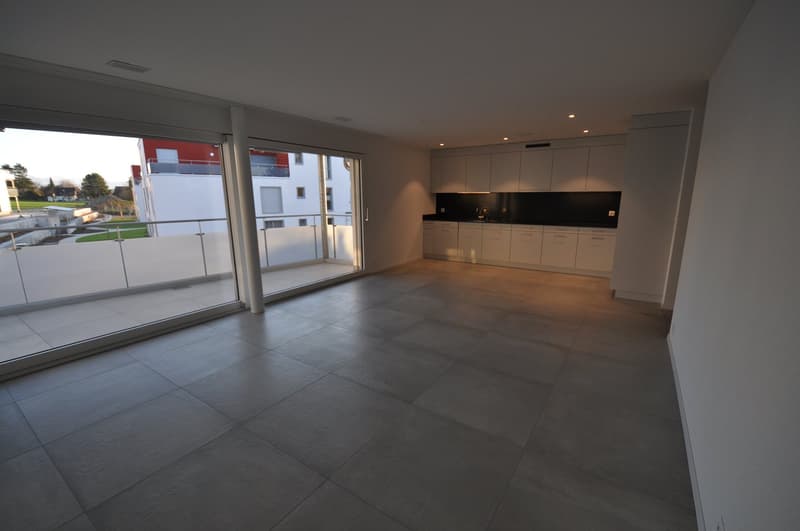 Helle 4.5-Zimmer-Wohnung mit grossen Balkon in Ottenbach (5)