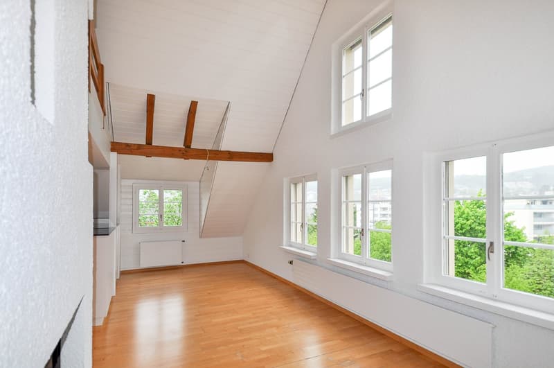 Charmante 3.5-Zimmer-Maisonette-Wohnung im Altbau in Affoltern am Albis (3)