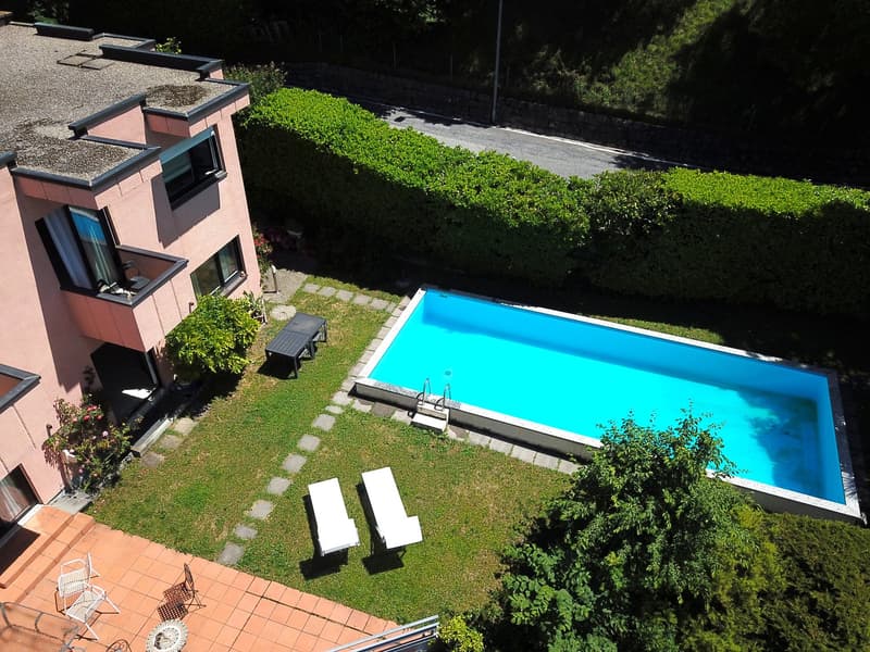 La Dolce Vita a Lugano: Elegante Residenza con Piscina a Cureggia (15)