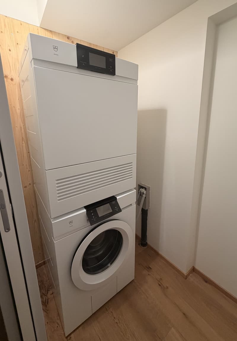 2.5-Zi-Maisonette-Loftwohnung mit exklusiver Dachterrasse - Erstvermietung nach Totalsanierung (9)