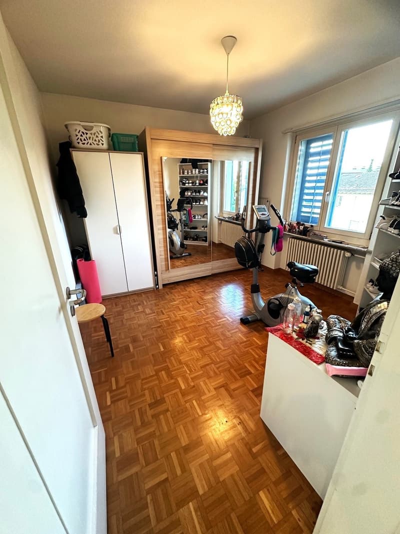 Charmante 3-Zimmer-Wohnung mit Balkon an zentraler Lage in Dietikon (8)