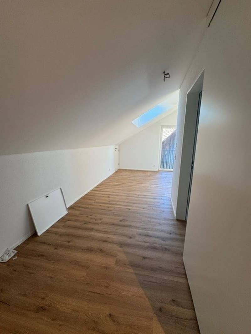 Stilvoll wohnen im Herzen von Hünikon (11)