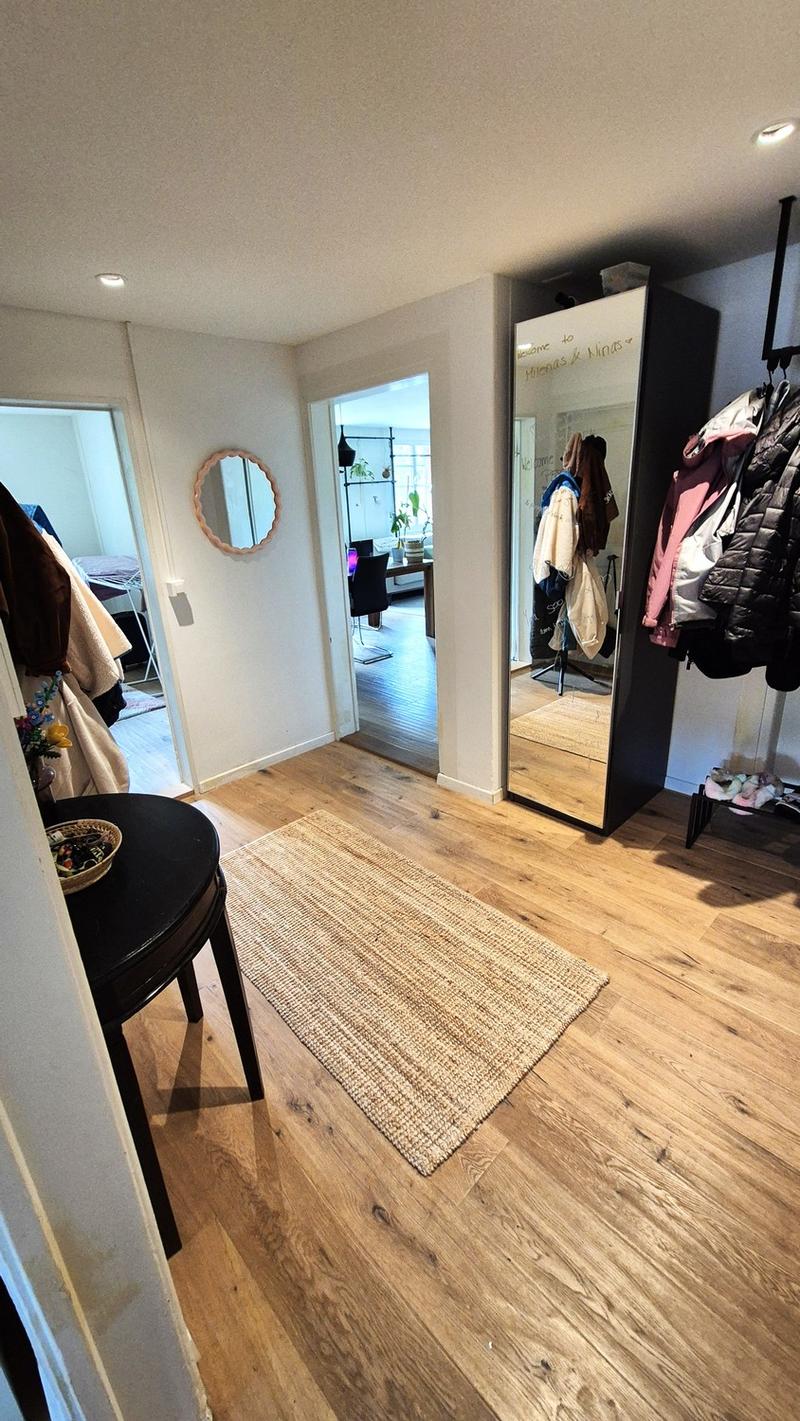Charmante 3.5-Zimmer-Altbauwohnung mit Balkon an zentraler Lage (8)