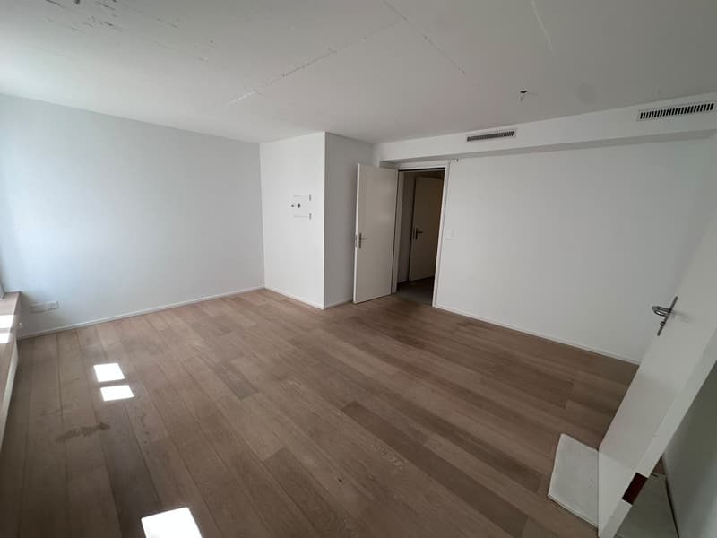 Charmantes Studio in bester Lage der Zürcher Altstadt ohne Küche (5)