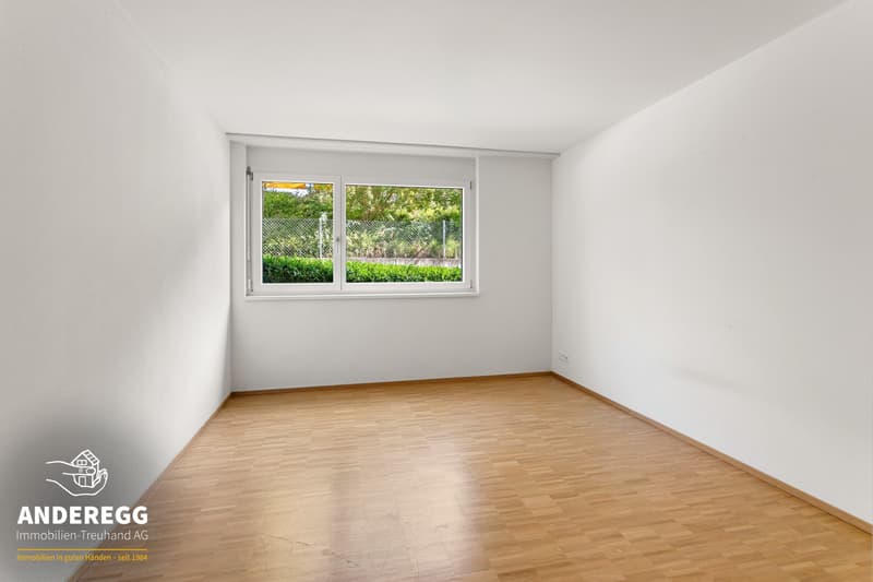 Wohnen mit viel Freiraum  4.5-Zi.-Wohnung im Erdgeschoss (9)