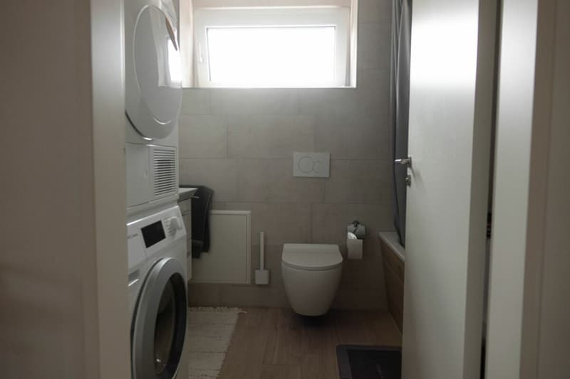 neue, moderne 3.5-Zimmerwohnung mit grossem Balkon (5)