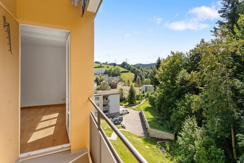 Preiswerte 4.5-Zimmerwohnung - ruhig gelegen und im Grünen (13)