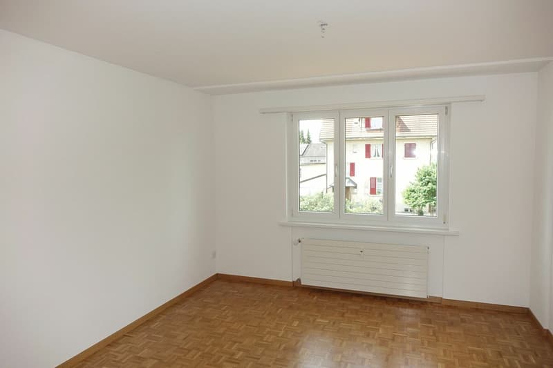 charmante, renovierte 4-Zimmerwohnung mit Balkon (3)