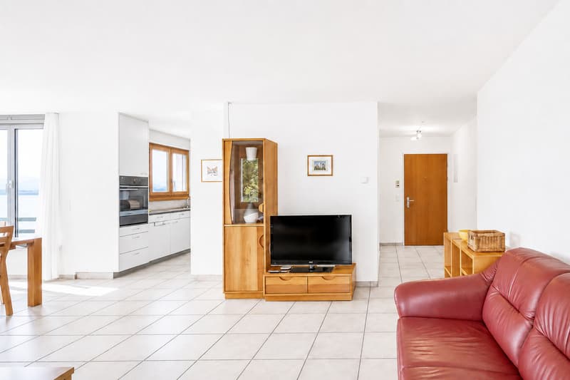 Eingangsbereich und Küche