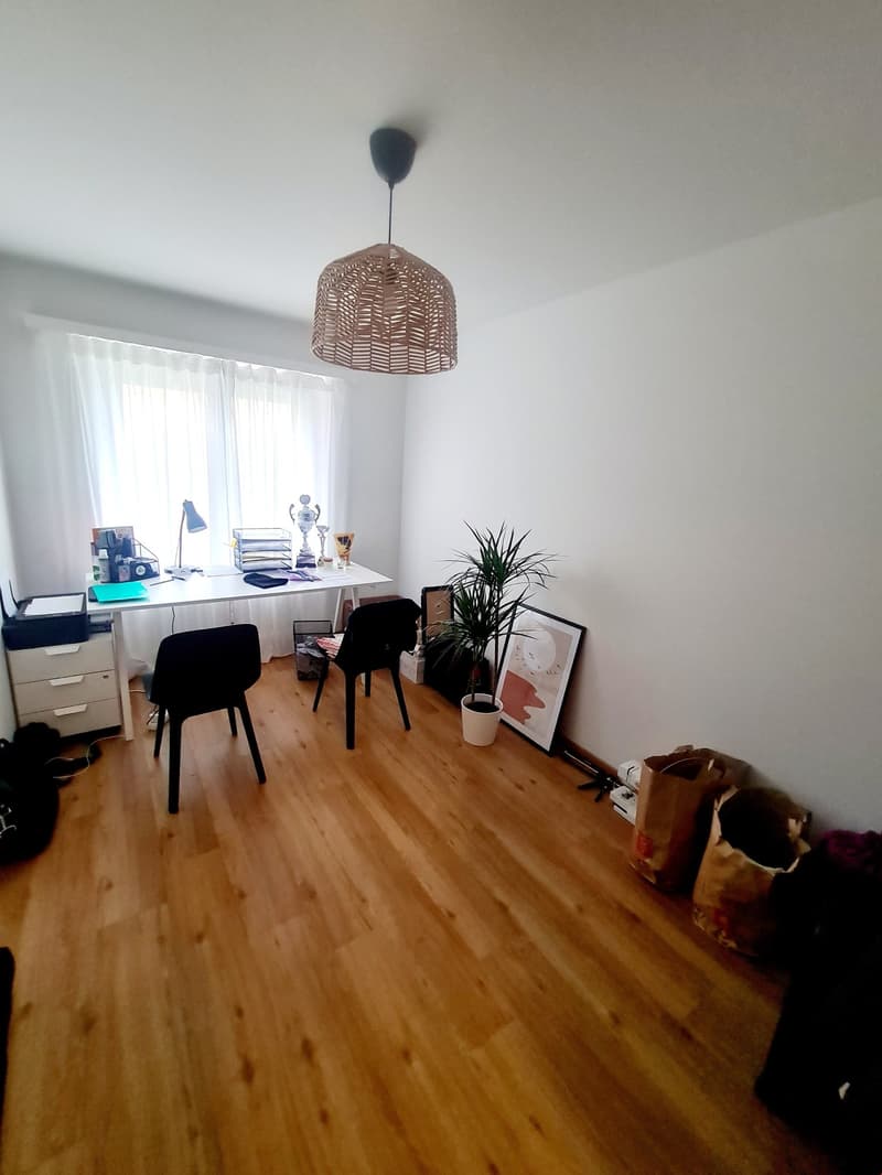Family-friendly 4.5-room apartment with balcony in Egnach (5)
