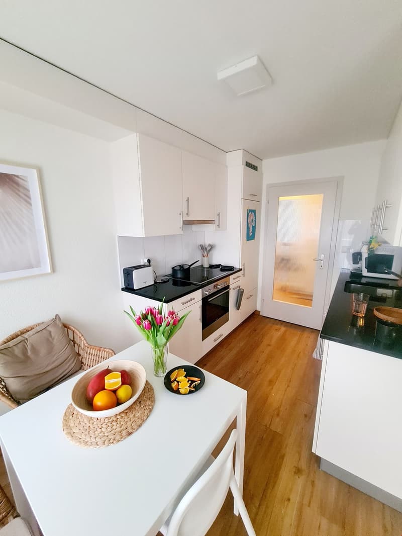 Family-friendly 4.5-room apartment with balcony in Egnach (3)