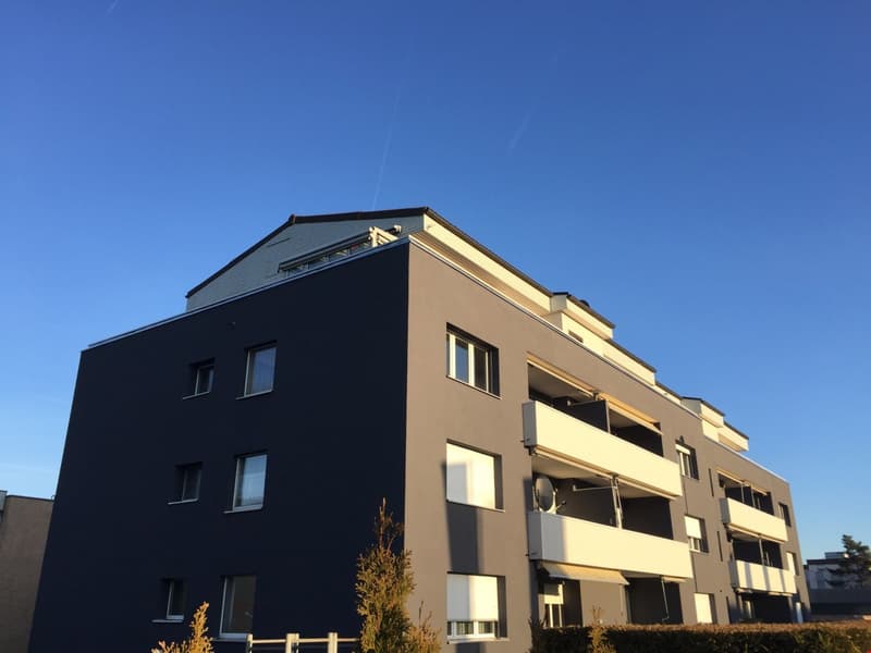 Family-friendly 4.5-room apartment with balcony in Egnach (10)