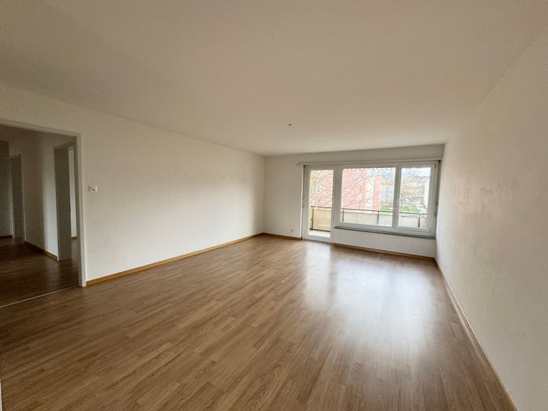 Grosszügige 5.5-Zimmer-Wohnung mit Balkon in St. Gallen (2)
