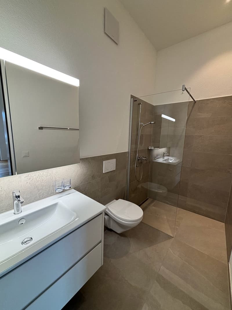 Moderne 4.5-Zimmer-Neubauwohnung mit Balkon in Berg TG (10)